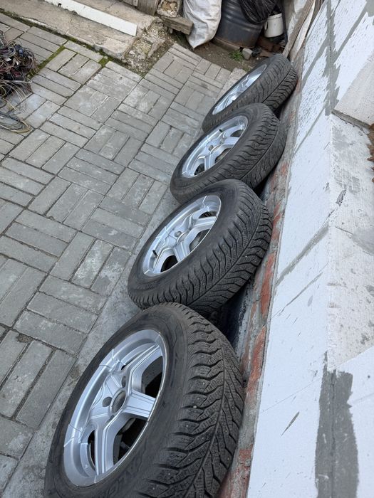 Продам диски с зимней резиной р14 ваз