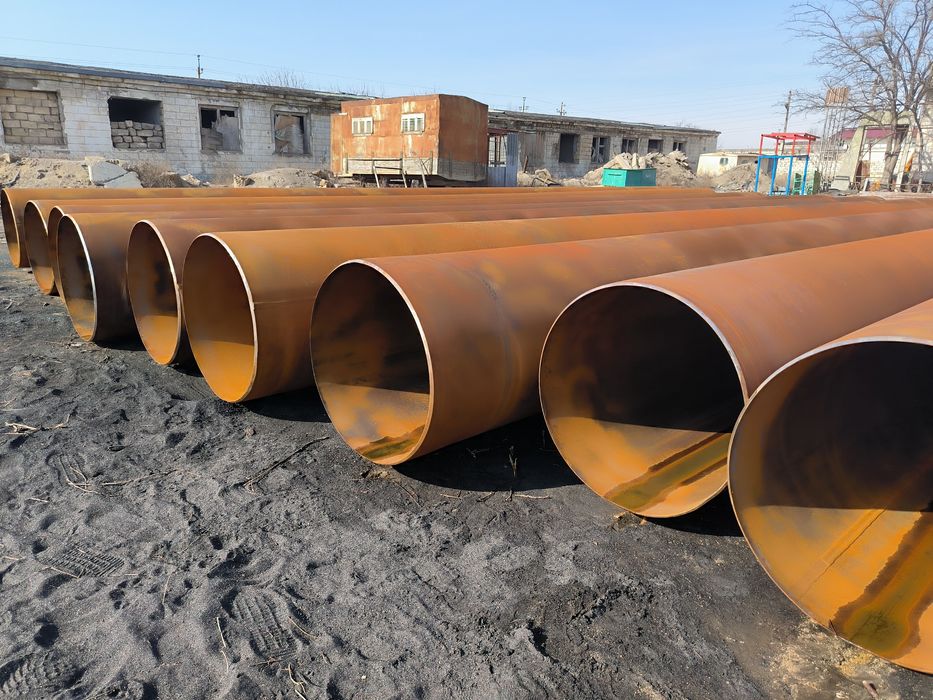 Прямошёвная труба 720дм продам