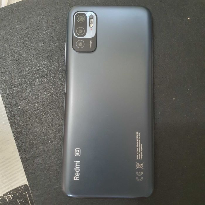 Vând Redmi Note 10 5G