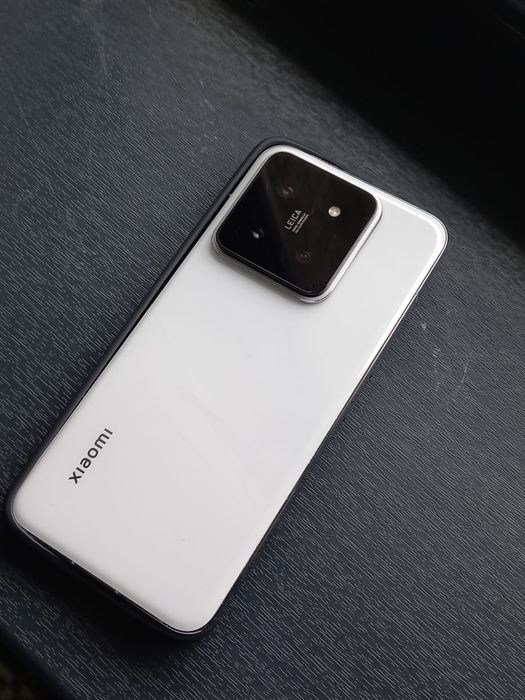 Xiaomi 14 12/256 CN