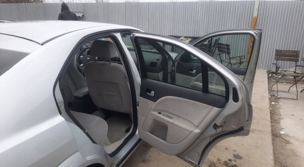 FORD Mondeo 2001 — imagine 2