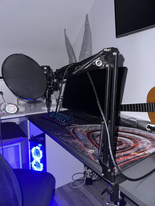 Audio Tehnica AT2020 XLR + Placa de sunet