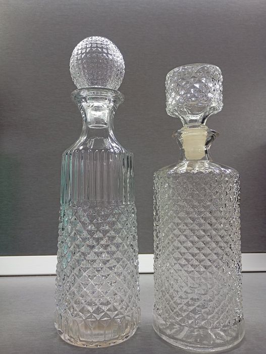 Стъклени бутилки за алкохол