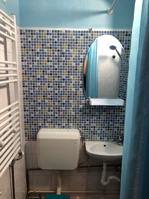 Particular inchiriez garsoniera