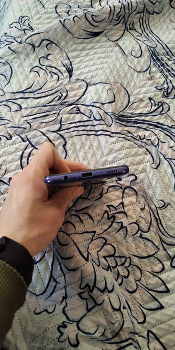 Samsung a 31.         .