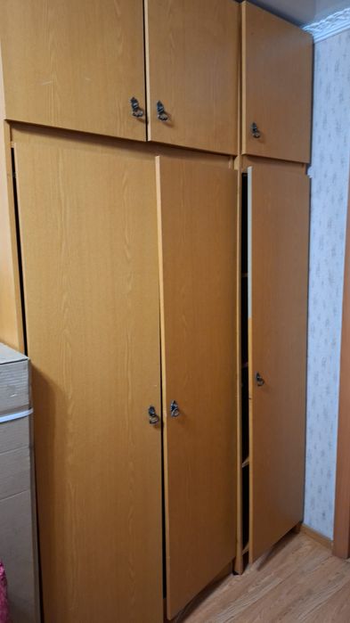 Стенка и шифонер