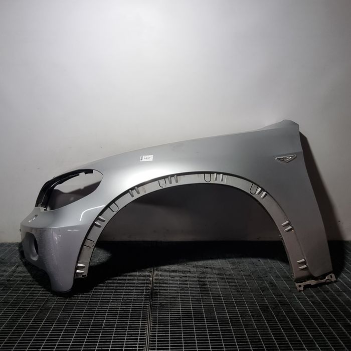 Aripa Stanga Fata BMW X5 E70 2007 - 2010 4 Usi Titan Silver Metallic 354 (1637) VEZI POZE Garantie