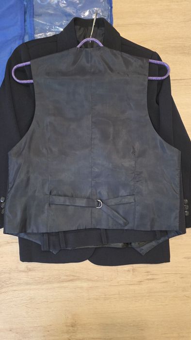 Костюм тройка для мальчиков