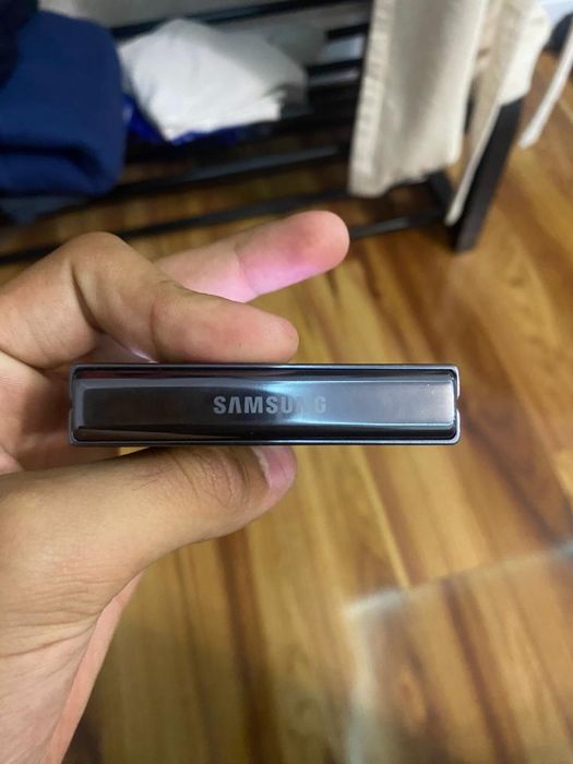 Galaxy z flip 5 256