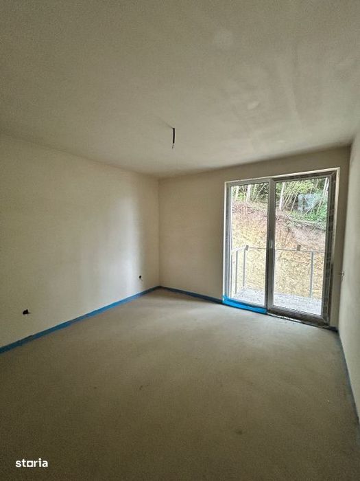 Apartament de 3 camere, 2 bai, 67mp zona Teilor