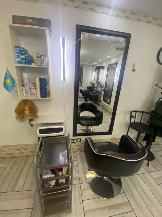 Сдам кресло в салоне красоты