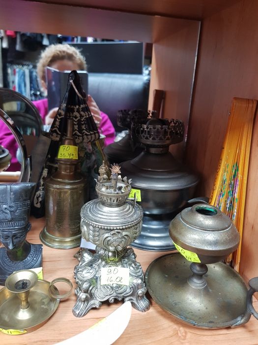 Най-различни колекционерски лампи