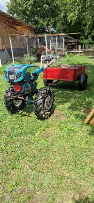 Vand motocultor DKD 1100D cu remorca si accesorii