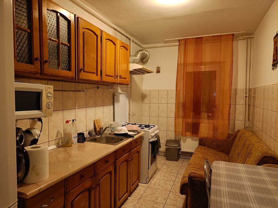 Caut colegă de apartament, închiriez cameră
