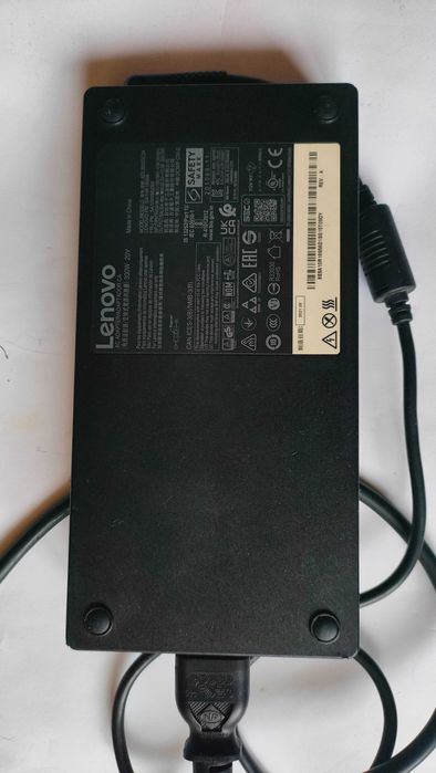 Зарядно за лаптоп lenovo 300w 20v/15amp