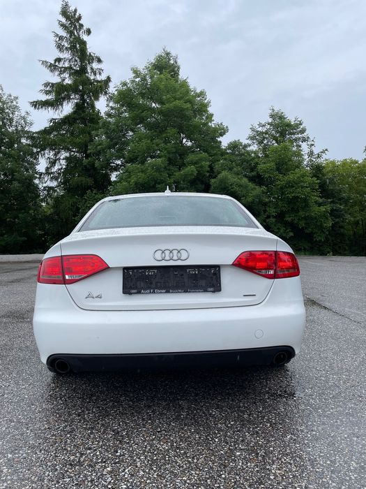 Audi A4 B8 3.2 FSI V6 Quattro Ambition – 265CP