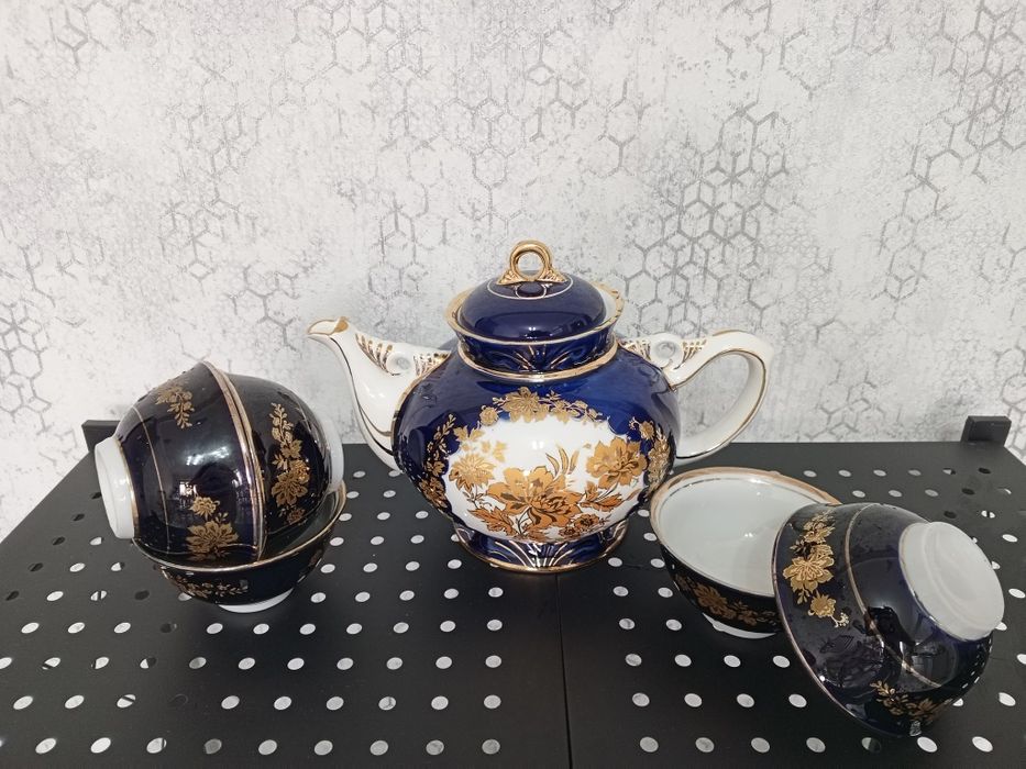 Продаётся Чайный сервиз