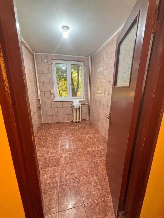 Apartament 3 camere 68 mp, Etaj 1/10, Bd. Alexandru Obregia