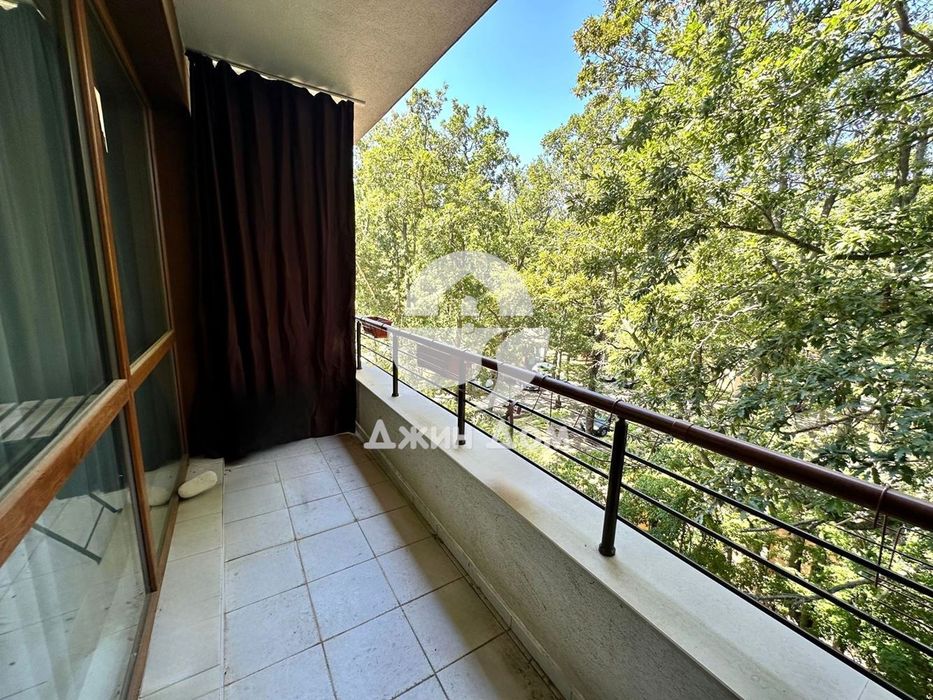 Продава се Двустаен апартамент в с. Шкорпиловци, Област Варна - 65 кв.м за 1277 €/кв.м - Снимка #8