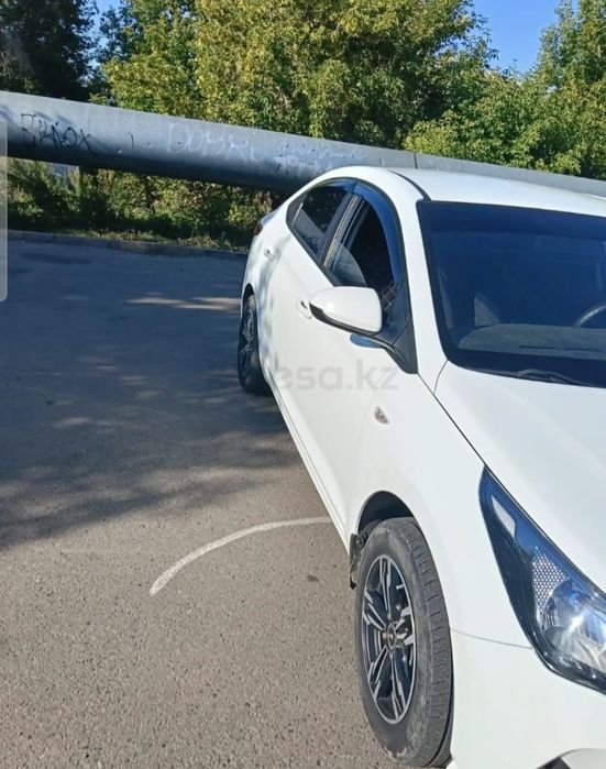 Hyundai accent  2020