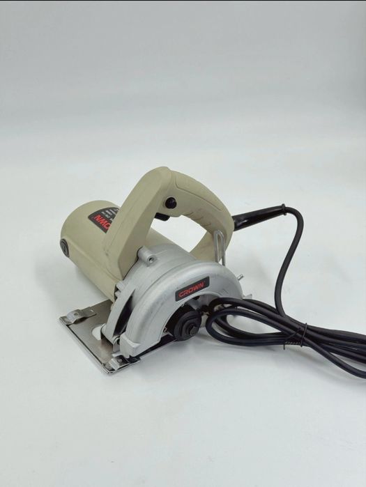 Циркулярная пыла Makita Bosch Crown. (пчелка)