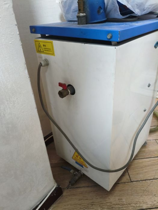 Триммер и пароструй