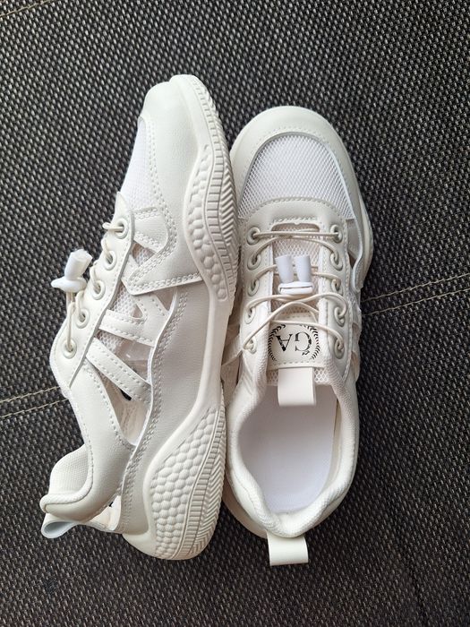 Летни маратонки от еко кожа