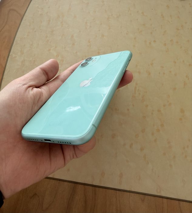 IPhone 11/128Gb - В идеальном состоянии