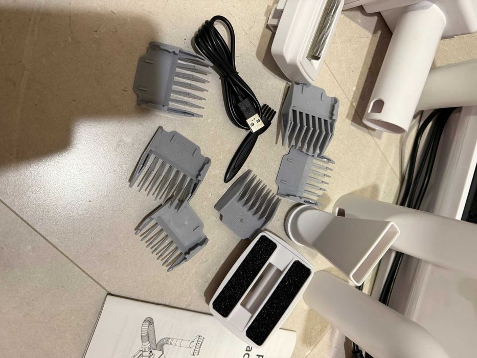 Прахосмукачка, сешоар груминг за животни 8 в 1