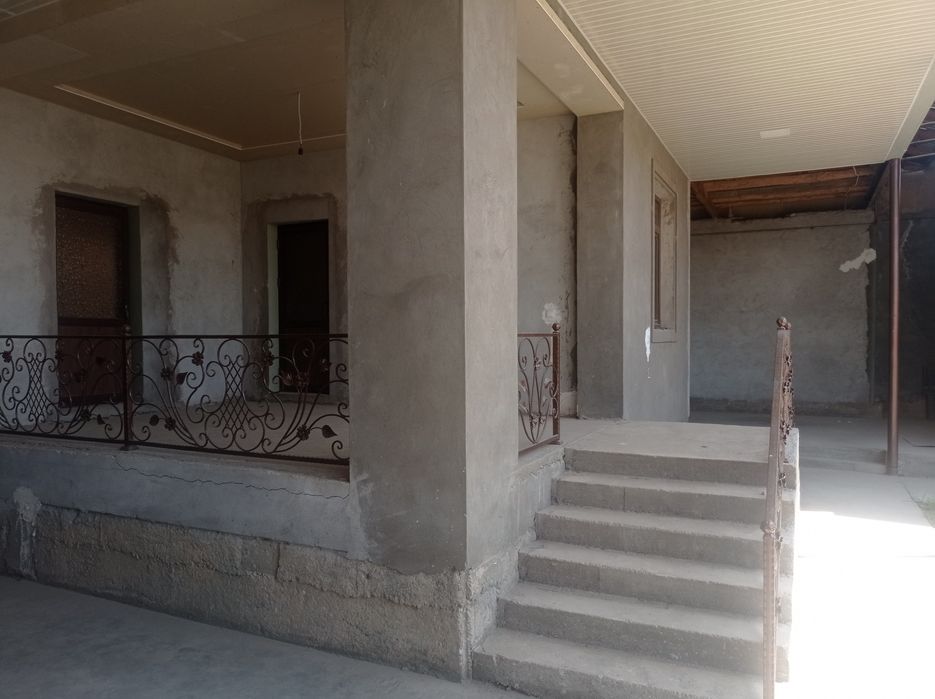 Qibray Dormonda hovli