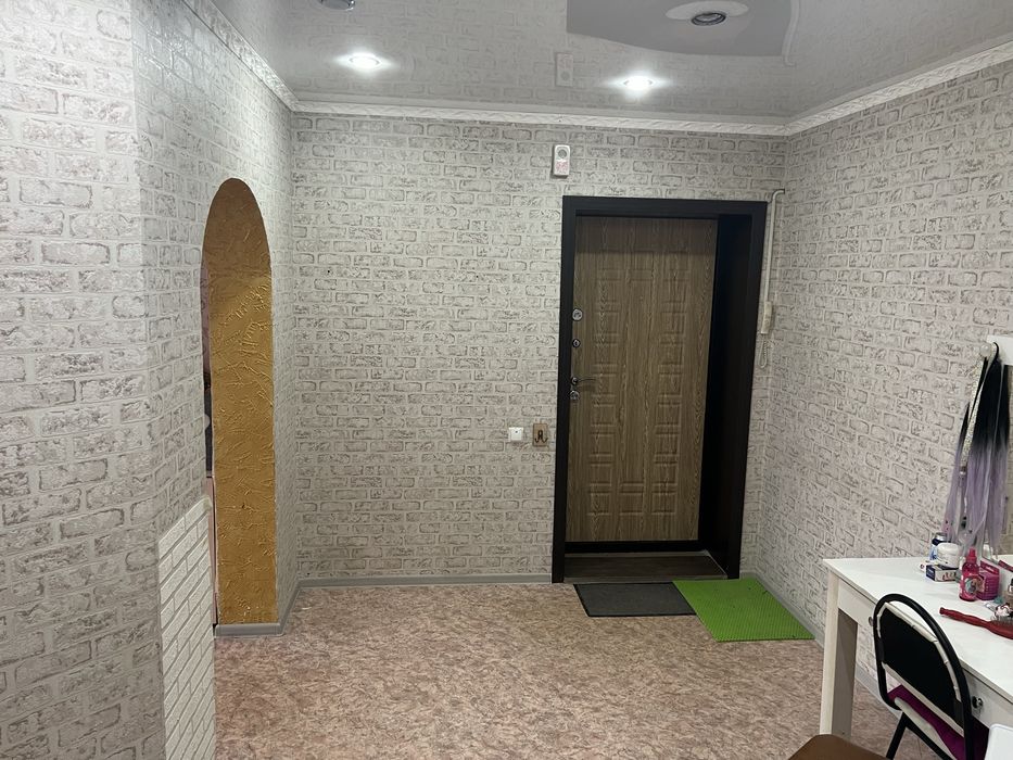 Продам 2 комнатную квартиру