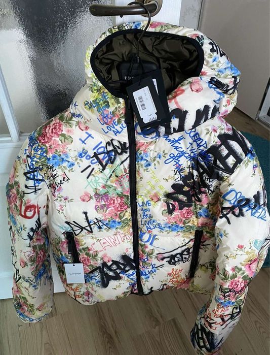 Оригинално Dsquared2 яке и шапка