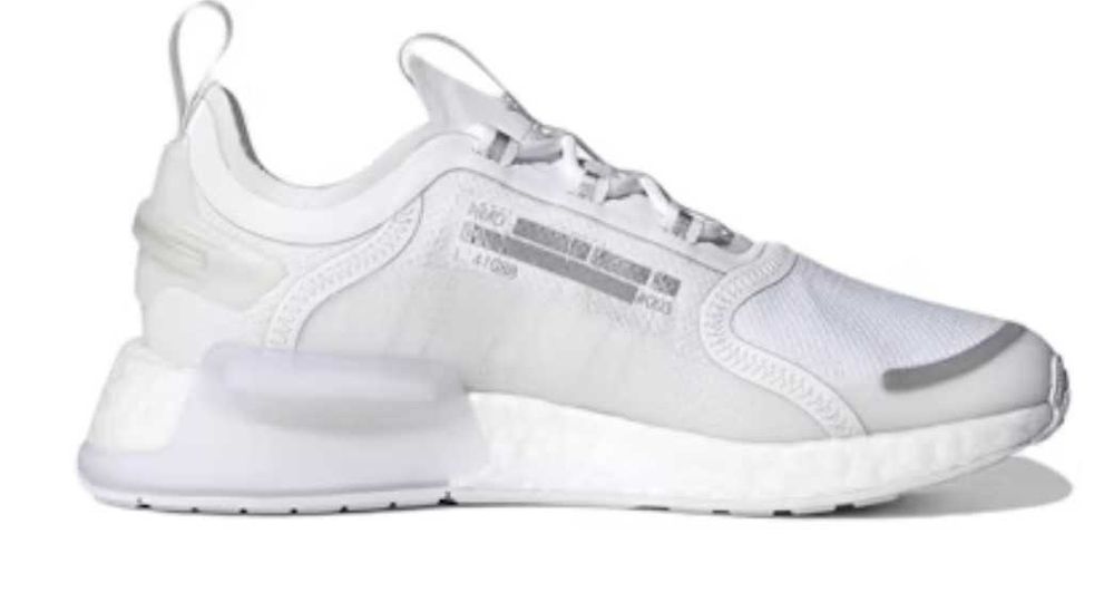 Дамски маратонки Adidas и Le coq sportif