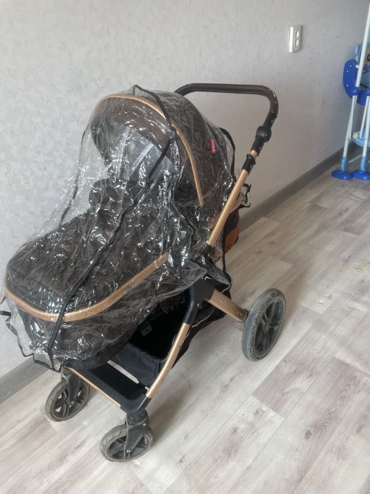 Продам коляску Beleco 3в1