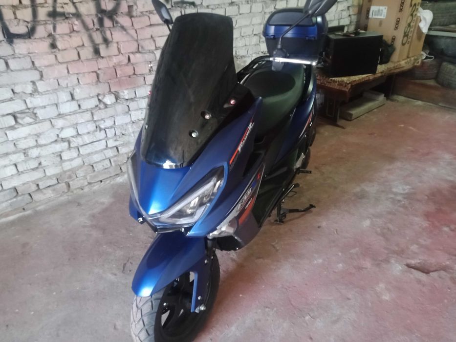 Мопед практически новый продам или поменяю на велосипед