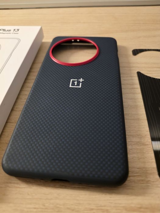 OnePlus 13 Aramid Fiber Magnetic Case