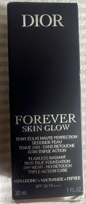 Fond de ten Dior