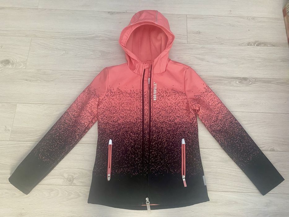 Geaca impermeabila si antivant marimea 152