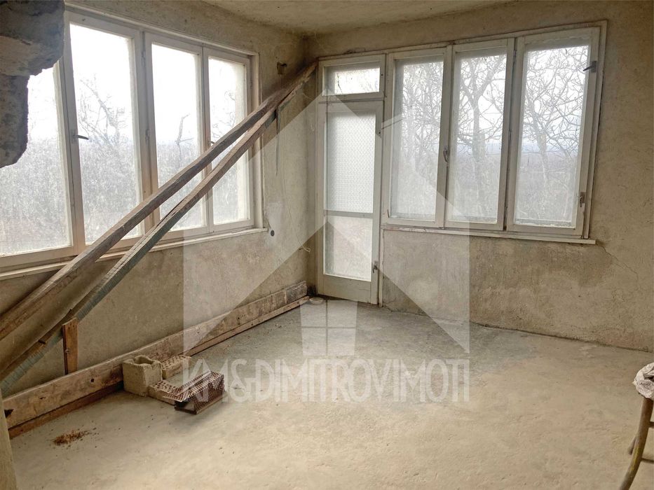 Продава се Къща в с. Мараш, Област Шумен - 120 кв.м за 298 €/кв.м - Снимка #8