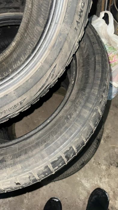 Зимние шины комплект