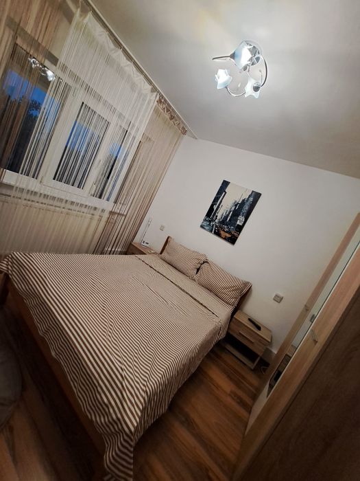 Inchiriez apartament 2 camere etaj 4/4 Micro 16