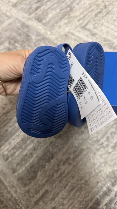 Sandale adidas de bebe