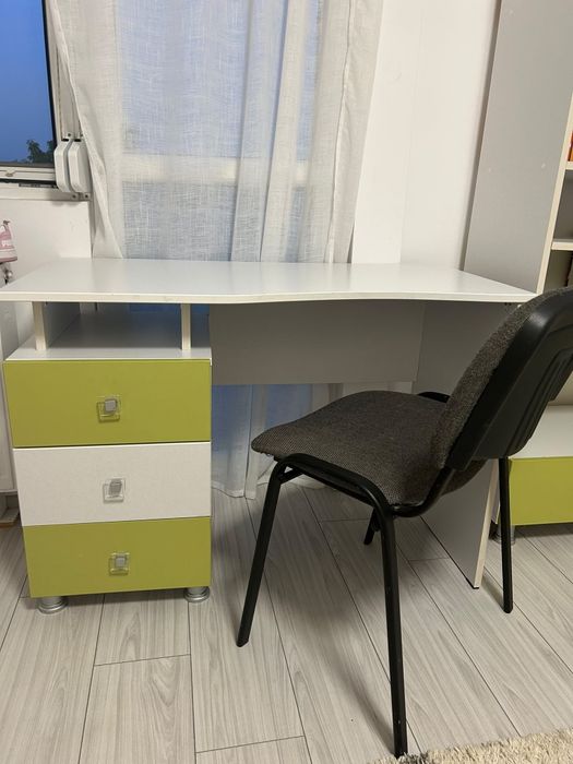 Mobila camera copii 6 corpuri, stare foarte buna