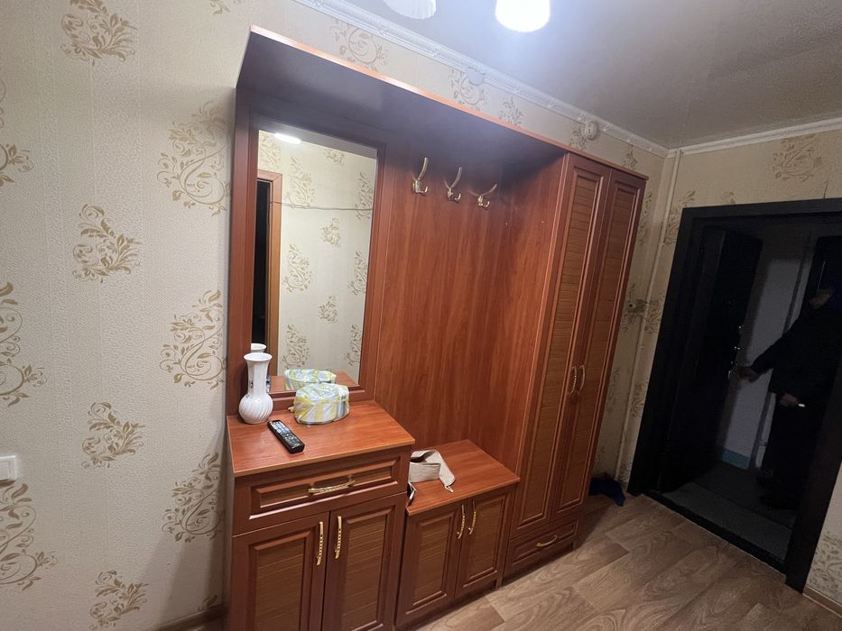 Продам прихожку в отличном состояние