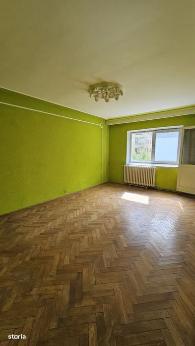 2 camere decomandat 54mp etaj intermediar bloc '86 zona Cug