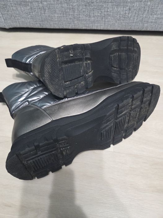 Ботинки зимние новые