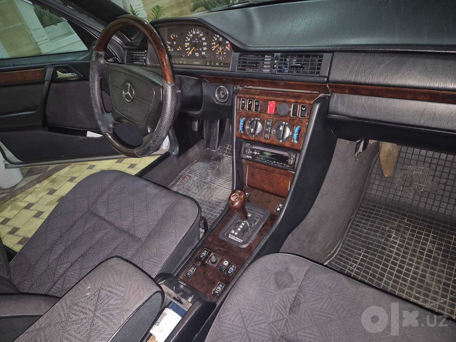 w124 мерседес Е220