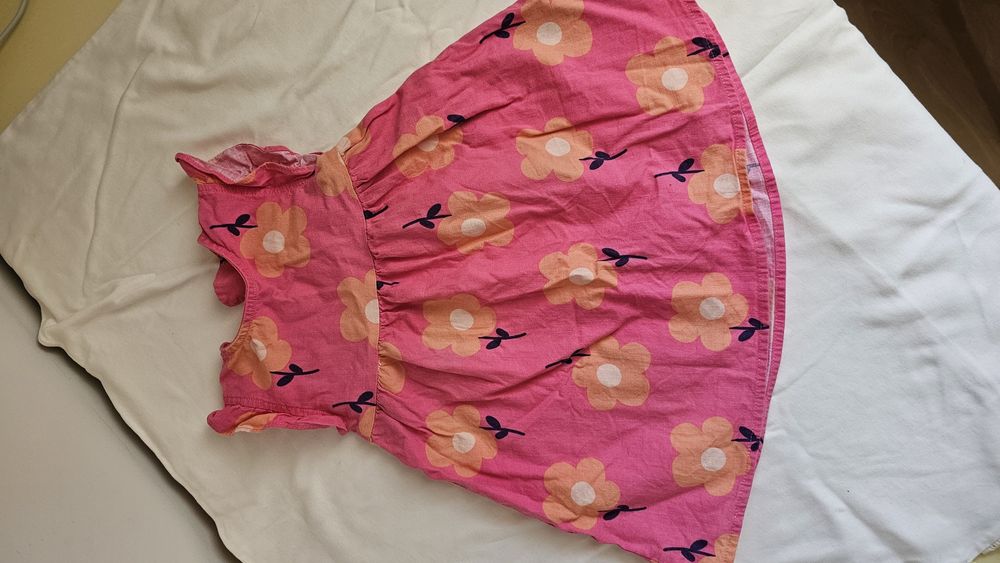 Лот дрешки за момиче 80-86р H&M и други марки