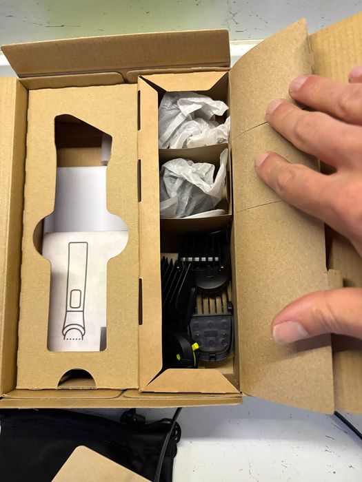 Philips Multigroom Series 7000 Машинка за тяло , брада , коса