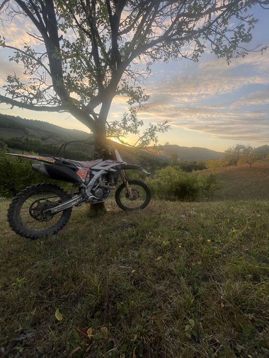 Vând YAMAHA yz250f din 2013 în 4t